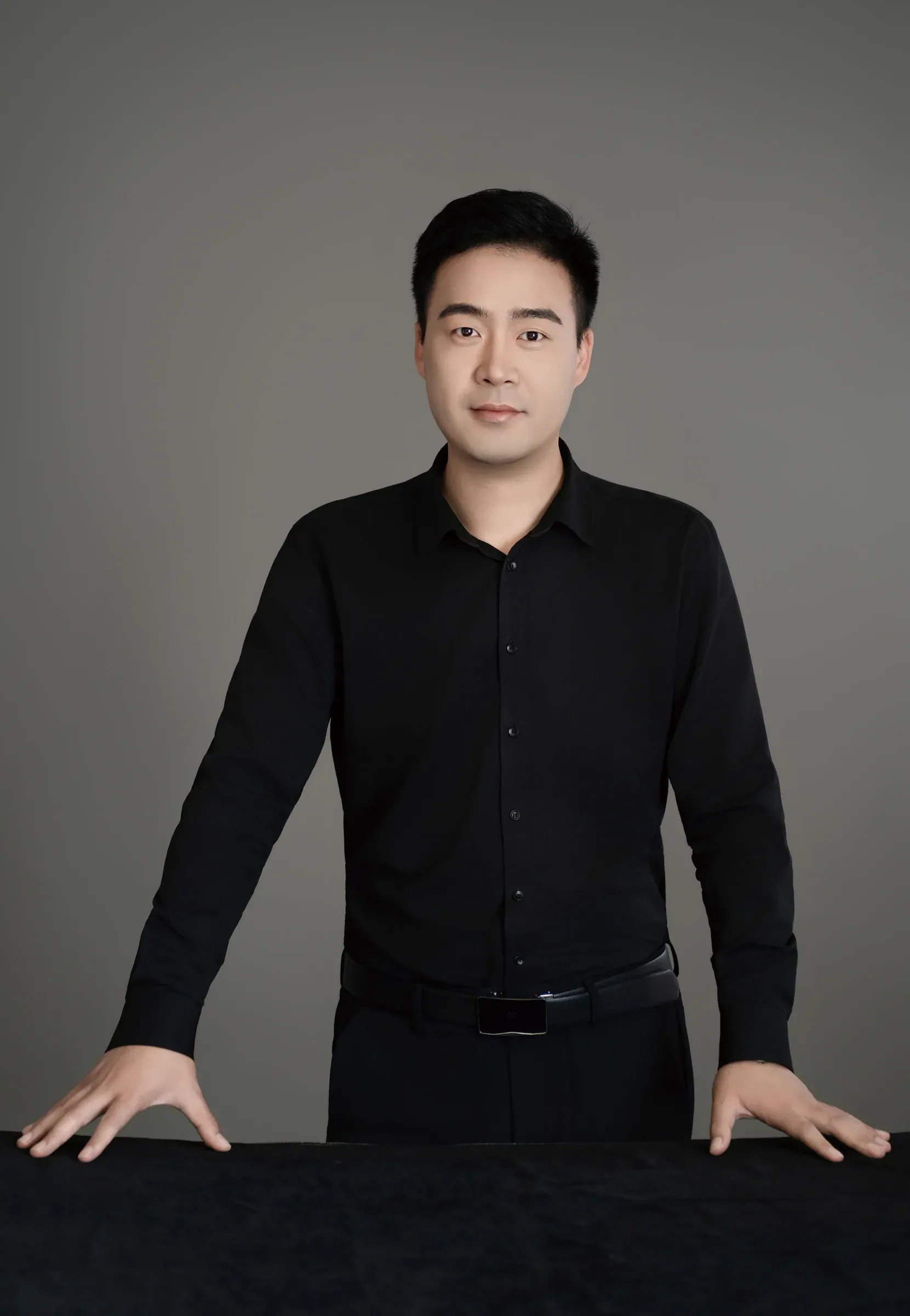 杨得升设计师照片